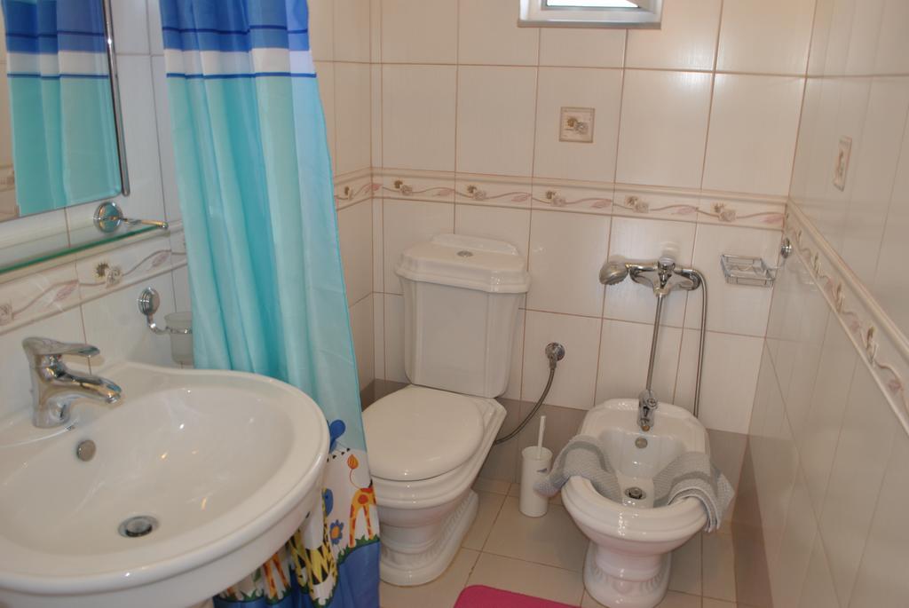 Villa Violeta Ksamil Esterno foto
