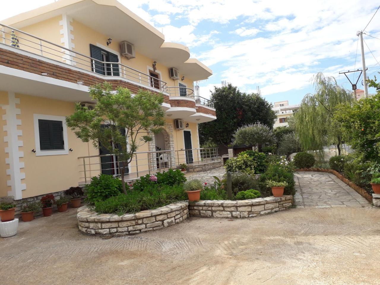 Villa Violeta Ksamil Esterno foto